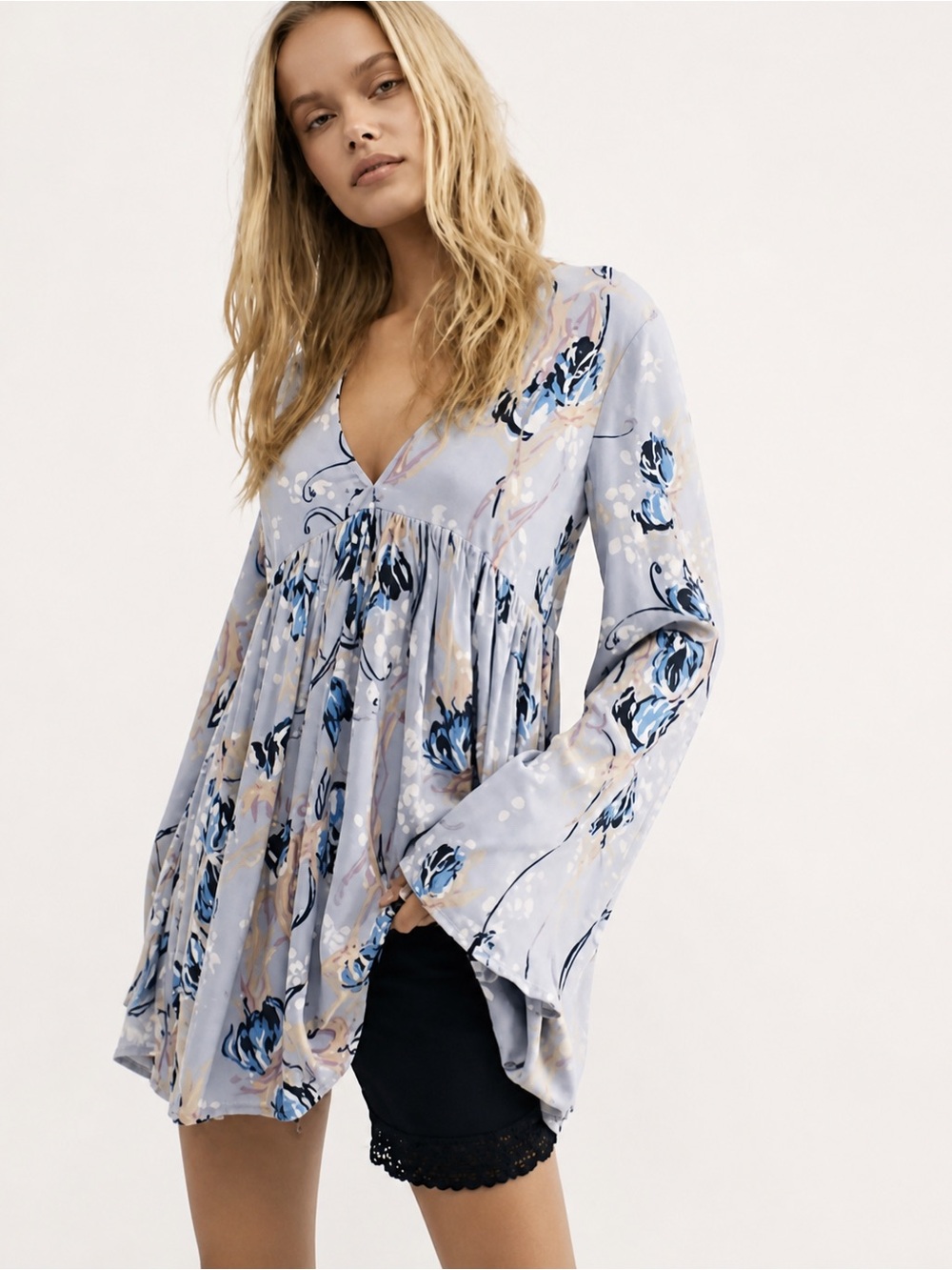 Free People Blue Floral Babydoll Mini Dress Small Boho Flowy V Neck Long Sleeve